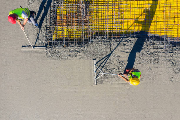 Best Commercial Concrete Services in Hlsboro, IL