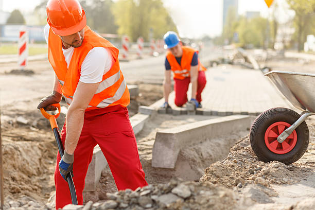 Best Residential Concrete Solutions in Hlsboro, IL